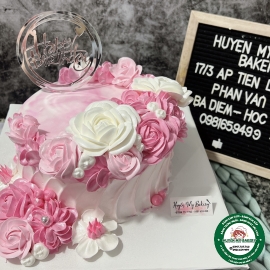BÁNH CƯỚI TONE HỒNG XINH
