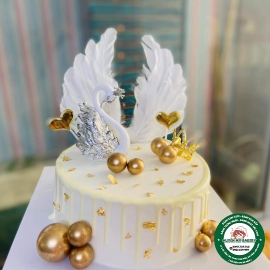 BÁNH KEM DECOR CÁNH ĐẸP