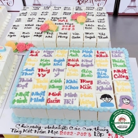 bánh kem vuông chữ nhật to 18