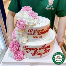 bánh kem 2tang bánh cưới 