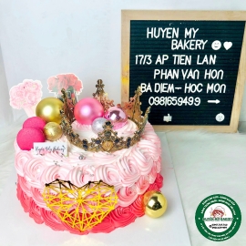 bánh kem vương miện siêu xinh 1011