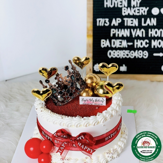 Bánh Kem Vương miện đẹp 008