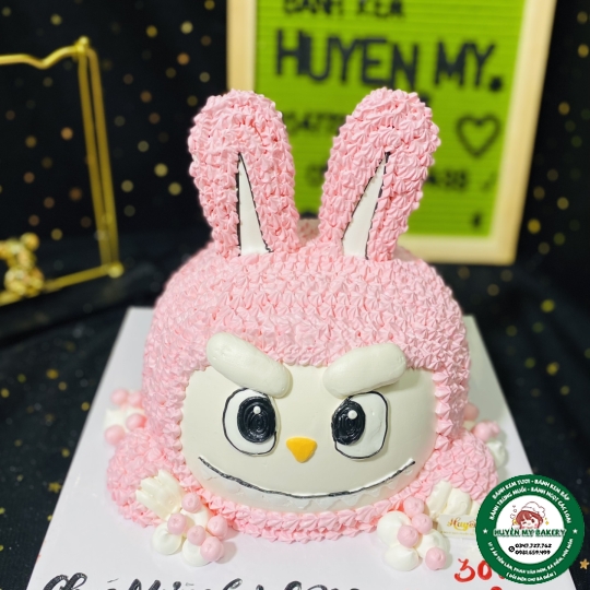 Bánh kem Labubu hồng cute 0232