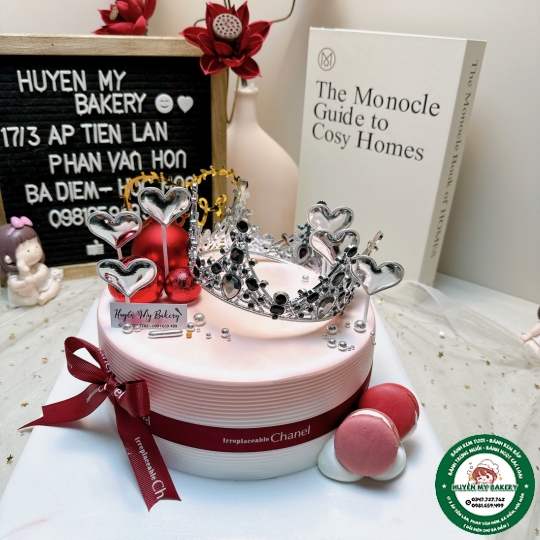 Bánh kem vương miện 218