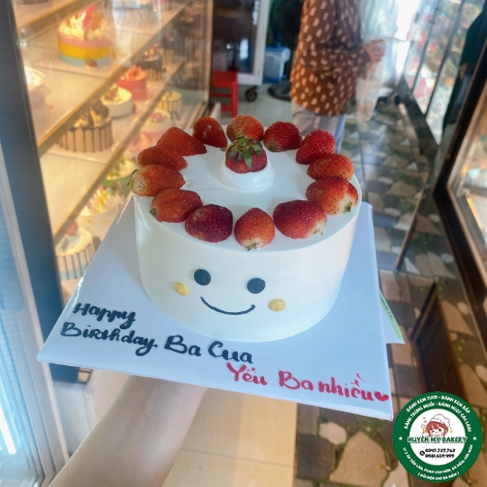 Bánh Kem Dâu Tươi