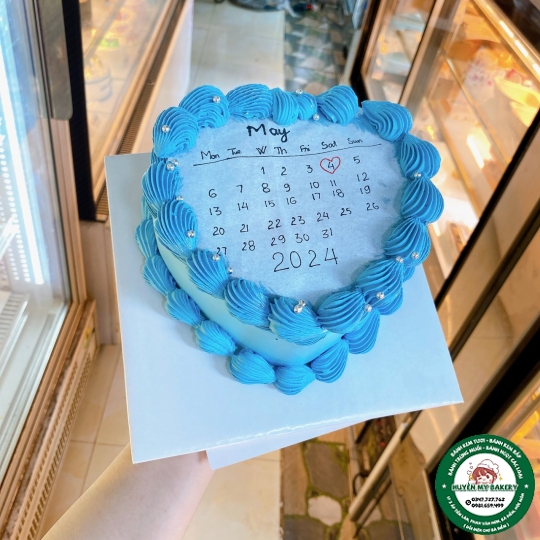 bánh kem đốt cháy 2
