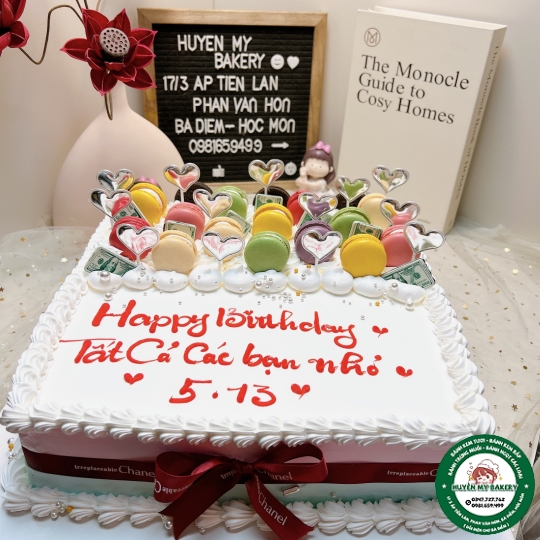 Bánh liên hoan lớp các bạn 199