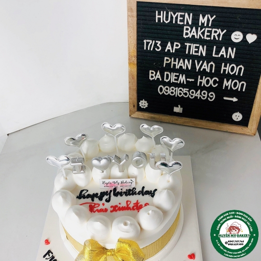 Bánh kem mẫu đơn giản 069