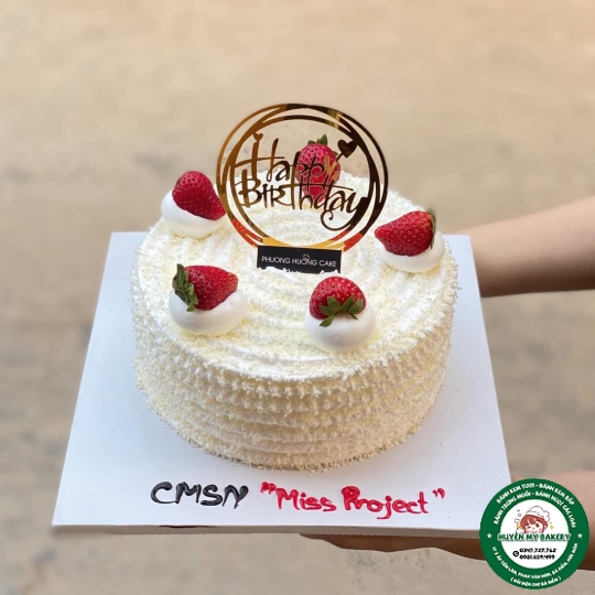 bánh kem trái dâu tây tươi 1024