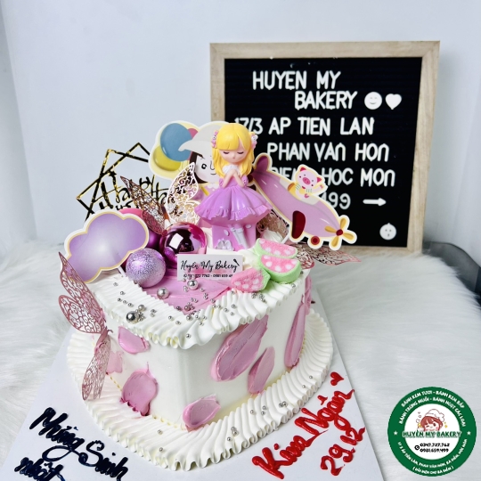 BÁNH KEM CÔNG CHÚA MÀU TÍM DỄ THƯƠNG 01